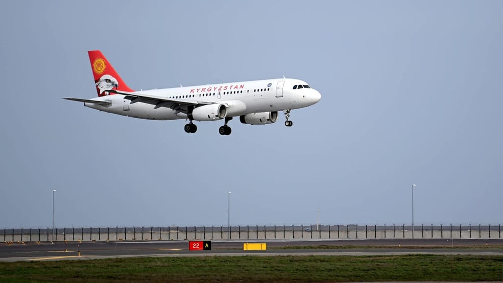 «МАМ» простил долги авиакомпании «Эйр Кей Джи» – на нее зарегистрировали новый президентский Airbus A320 изображение публикации